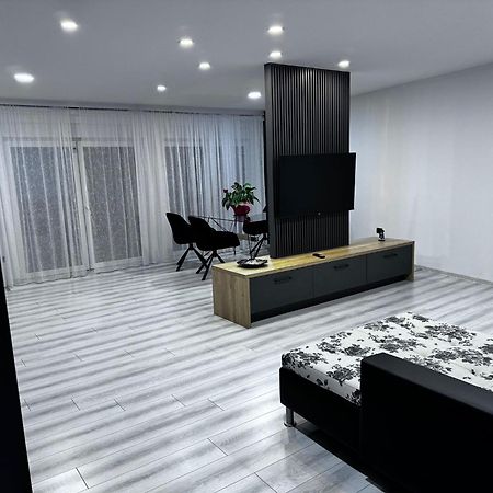 Whitehouse2 Apartment Arad Luaran gambar