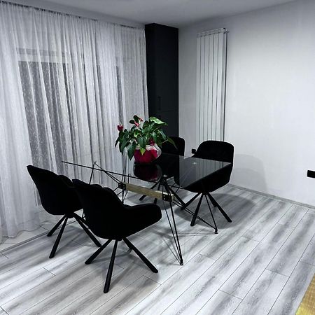 Whitehouse2 Apartment Arad Luaran gambar