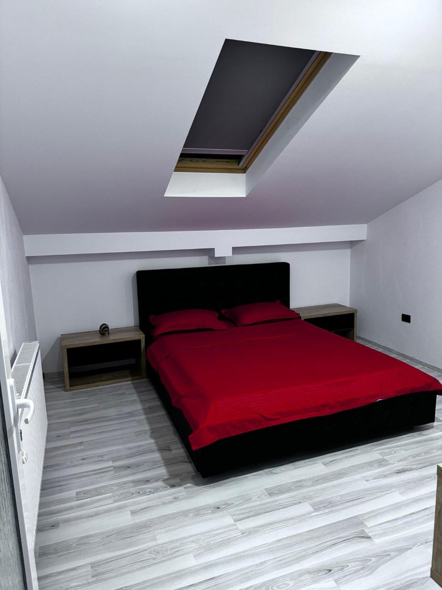 Whitehouse2 Apartment Arad Luaran gambar