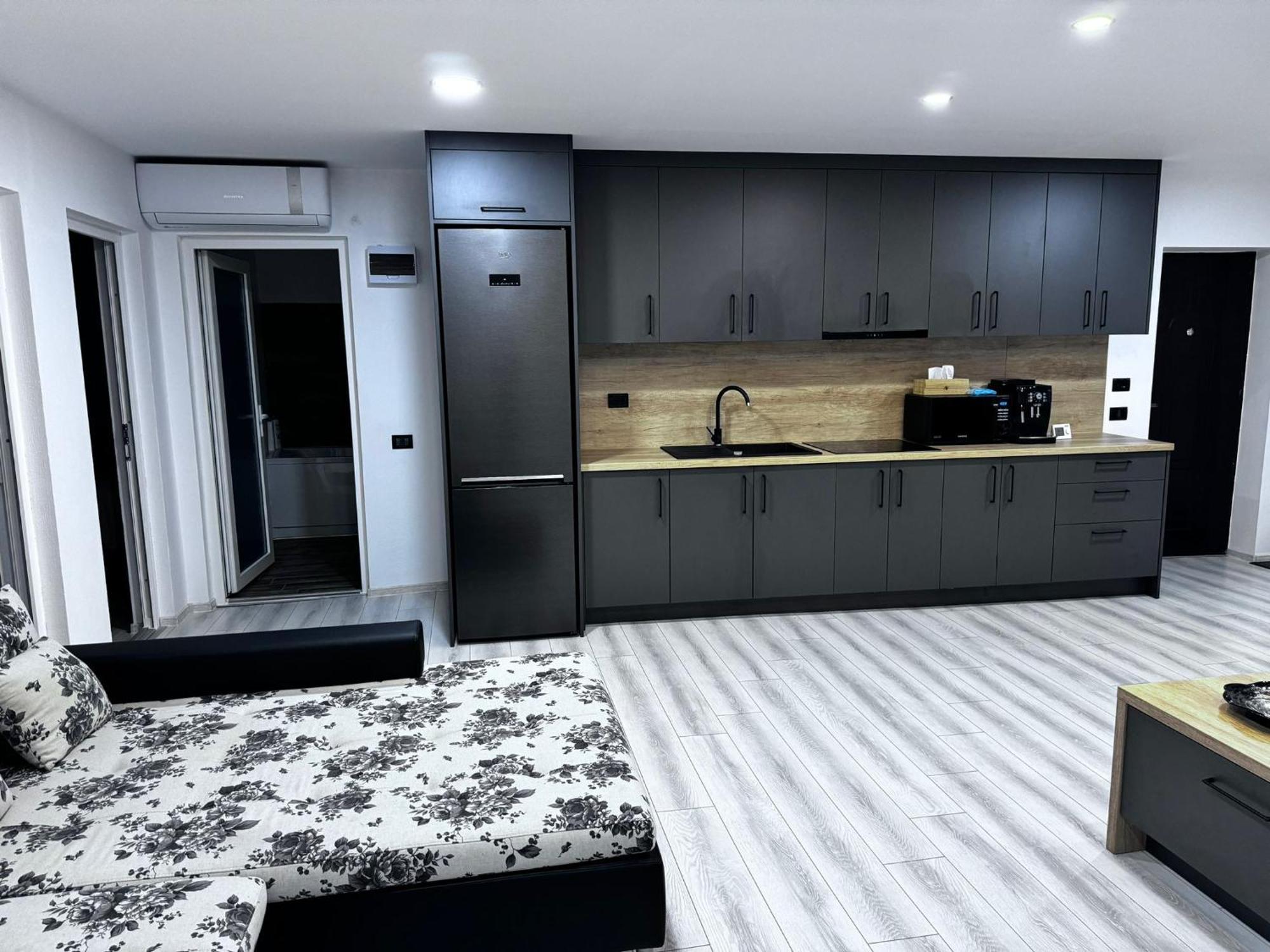 Whitehouse2 Apartment Arad Luaran gambar